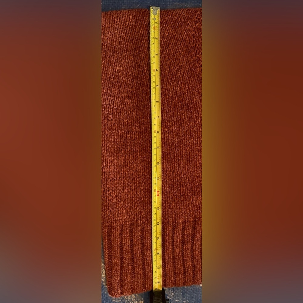 Elegant Maroon Women's Cardigan - Picture 10 of 10